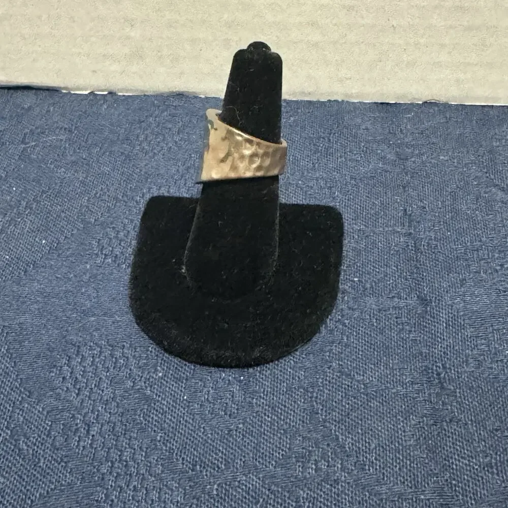Vintage Cigar Band Hammered Silver Tone‎ Ring Size 7